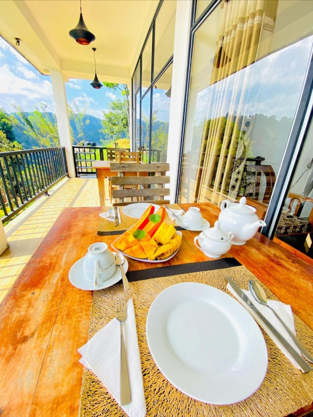 Two Rock Vista Hotel เอลลา ภายนอก รูปภาพ