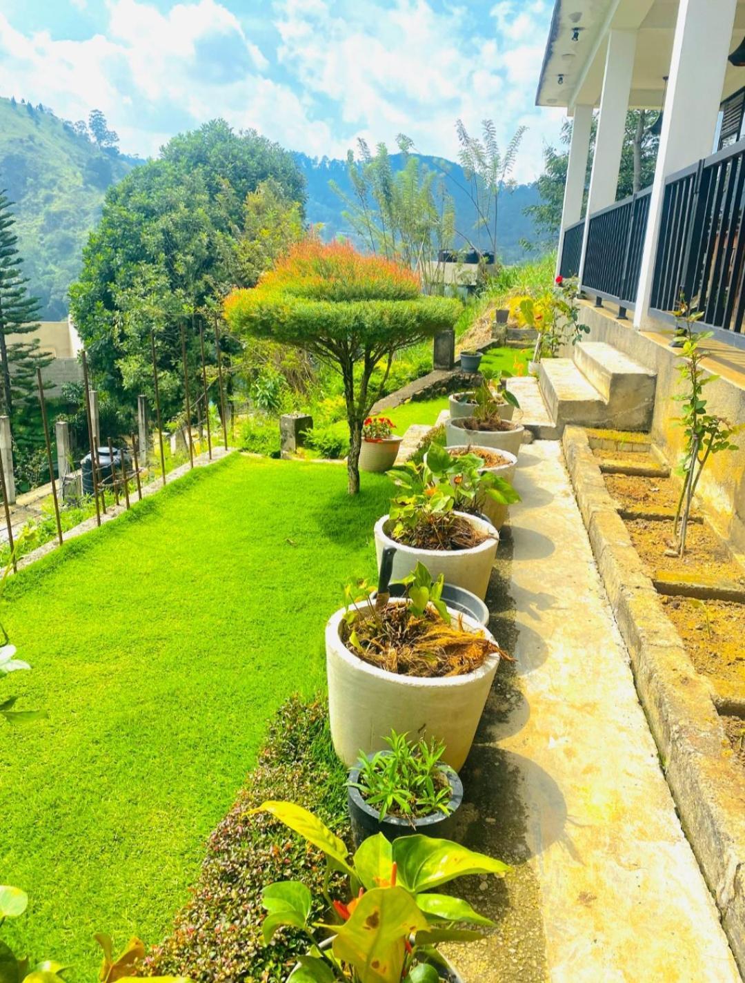 Two Rock Vista Hotel เอลลา ภายนอก รูปภาพ