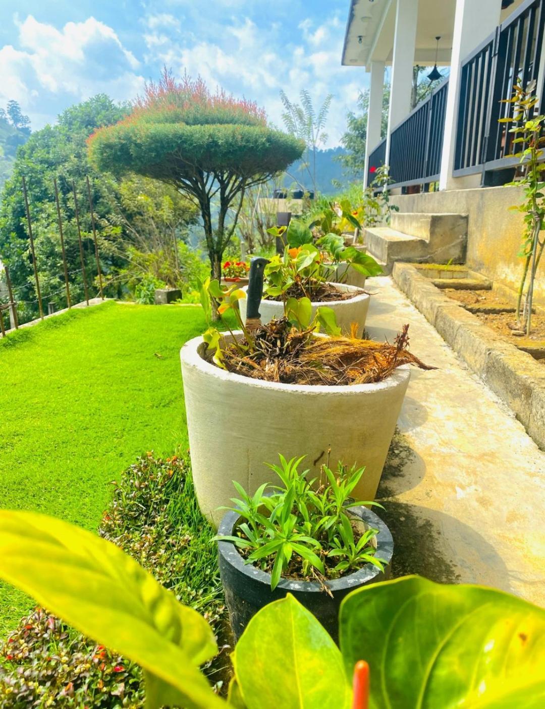 Two Rock Vista Hotel เอลลา ภายนอก รูปภาพ