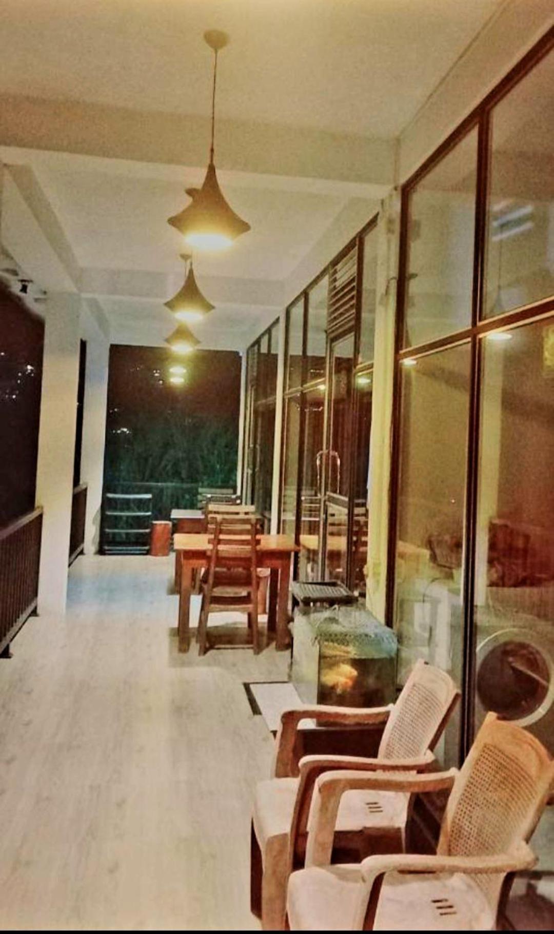 Two Rock Vista Hotel เอลลา ภายนอก รูปภาพ